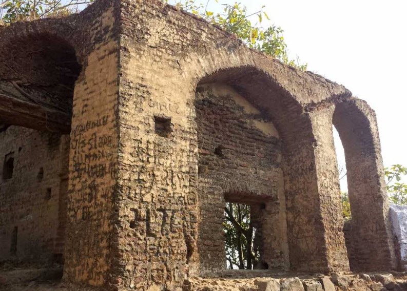 Chhatrapati Shivaji Maharaj Parnera Fort, Parnera, Gujarat, India